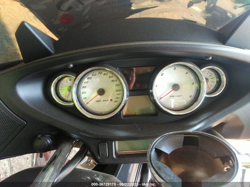 2010 VICTORY MOTORCYCLES CROSS COUNTRY - 5VPDB36D2A3005287