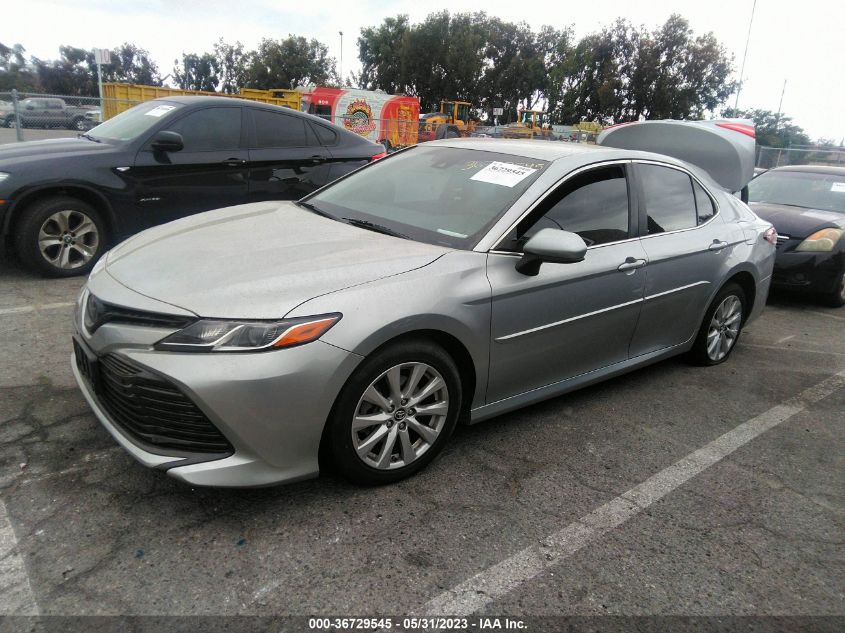2018 TOYOTA CAMRY LE/SE/XLE/L - JTNB11HK6J3043142