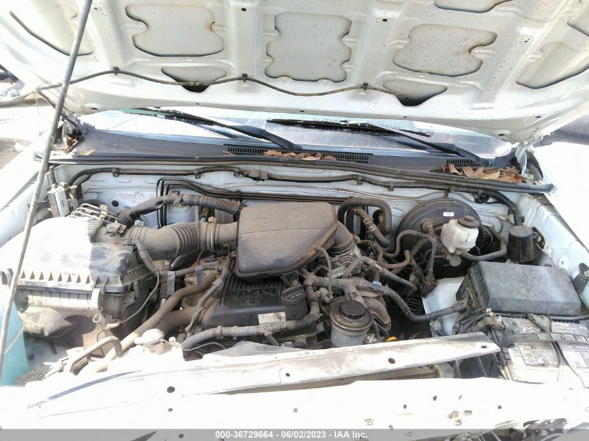 2013 TOYOTA TACOMA - 5TFNX4CN0DX019726