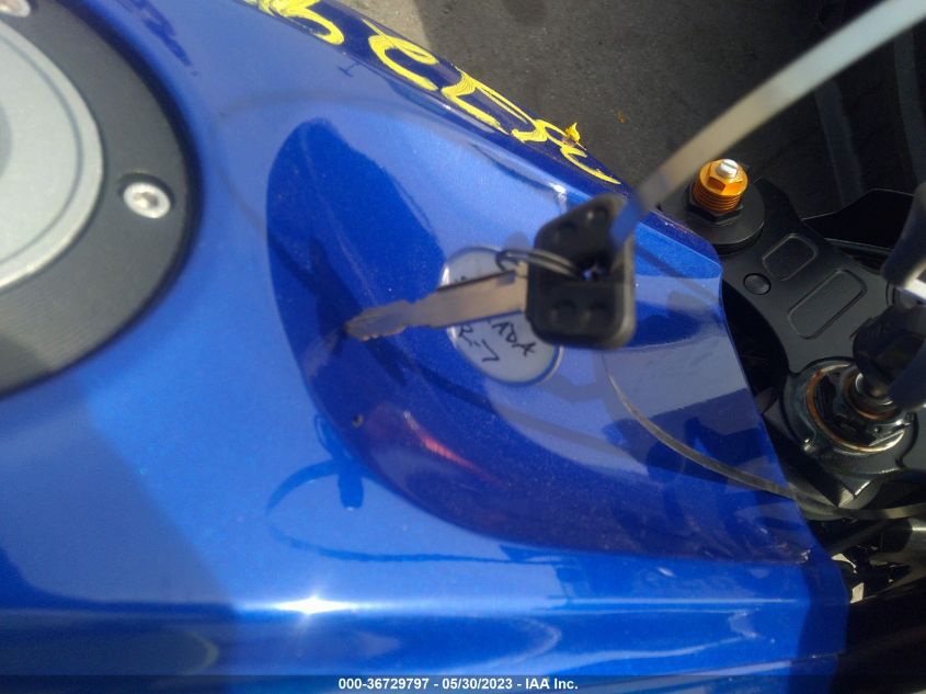 VIN JYARM38E5NA002286 2022 YAMAHA YZFR7