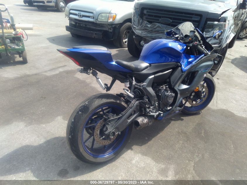 VIN JYARM38E5NA002286 2022 YAMAHA YZFR7