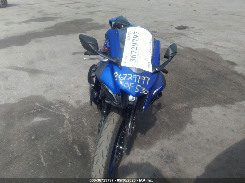 VIN JYARM38E5NA002286 2022 YAMAHA YZFR7