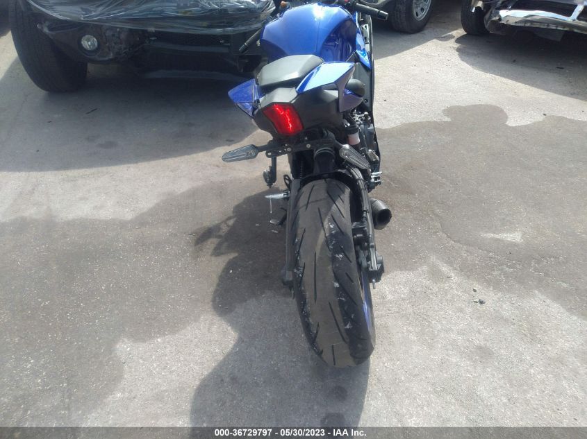 VIN JYARM38E5NA002286 2022 YAMAHA YZFR7