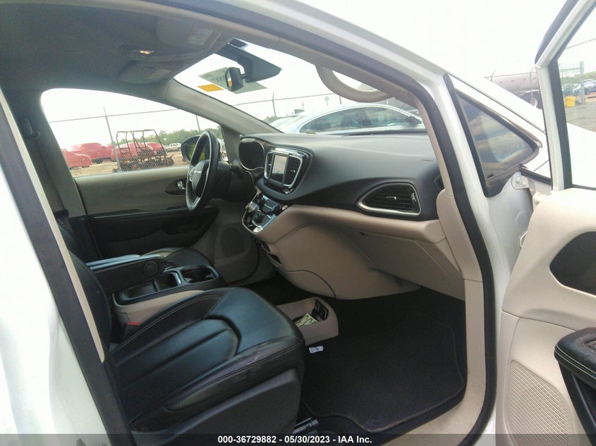 VIN 2C4RC1DG4MR539194 2021 CHRYSLER VOYAGER LXI