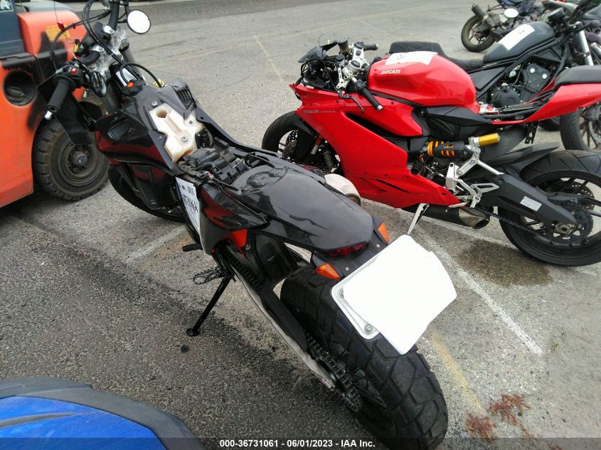 2021 KTM 500 EXC-F SIX DAYS - VBKEXK400MM431166