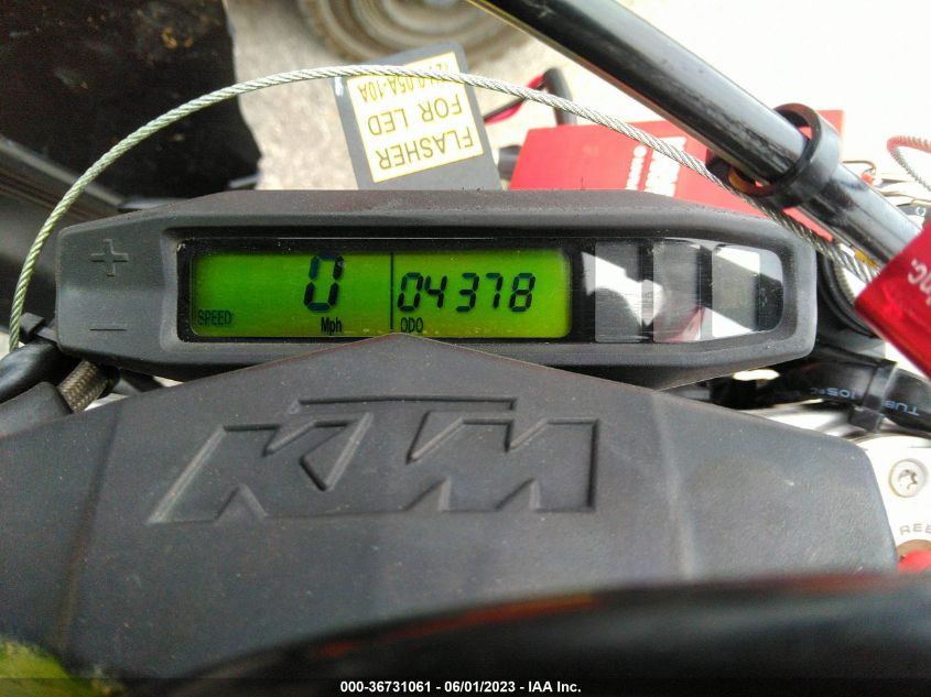 2021 KTM 500 EXC-F SIX DAYS - VBKEXK400MM431166