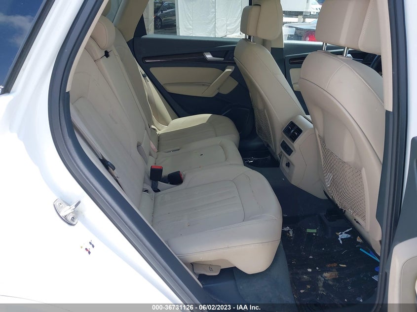 VIN WA1ANAFY8K2077435 2019 AUDI Q5 PREMIUM