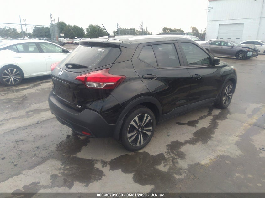 VIN 3N1CP5CU2JL523239 2018 NISSAN KICKS SV