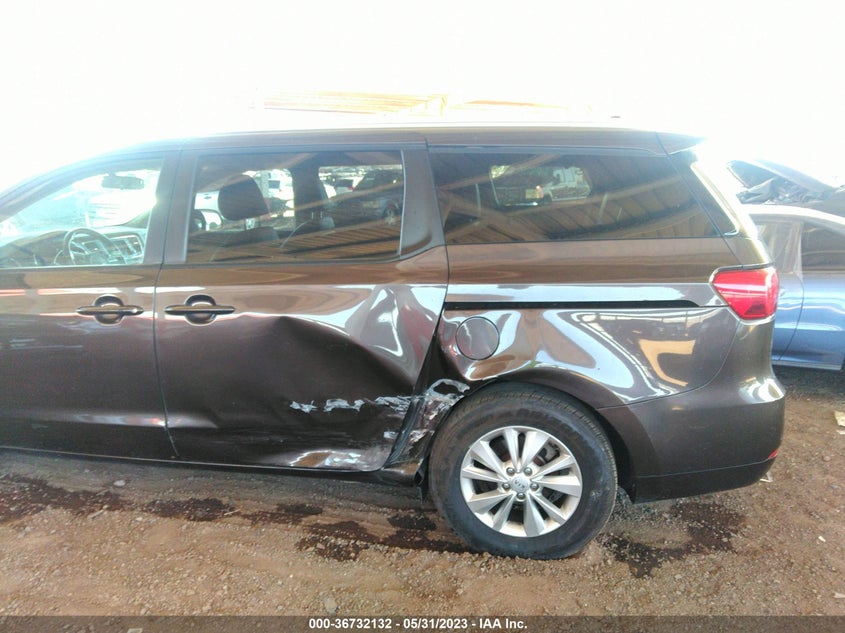 VIN KNDMB5C19H6343735 2017 KIA SEDONA LX