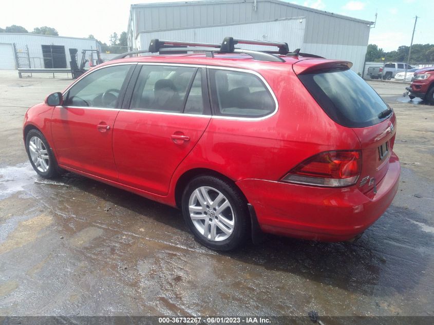 2013 VOLKSWAGEN JETTA SPORTWAGEN TDI - 3VWPL7AJ6DM657777