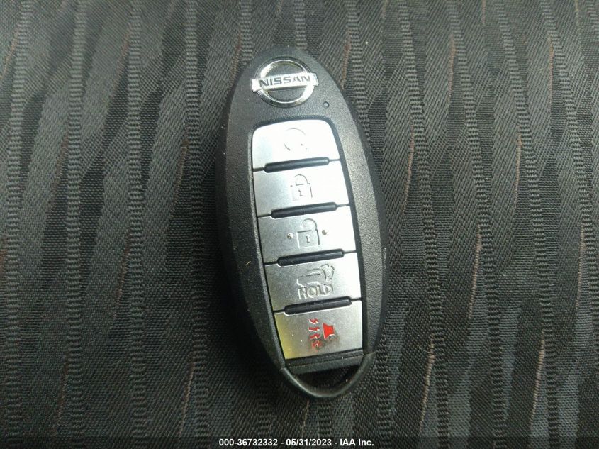 2019 NISSAN ROGUE SV - 5N1AT2MV3KC738224