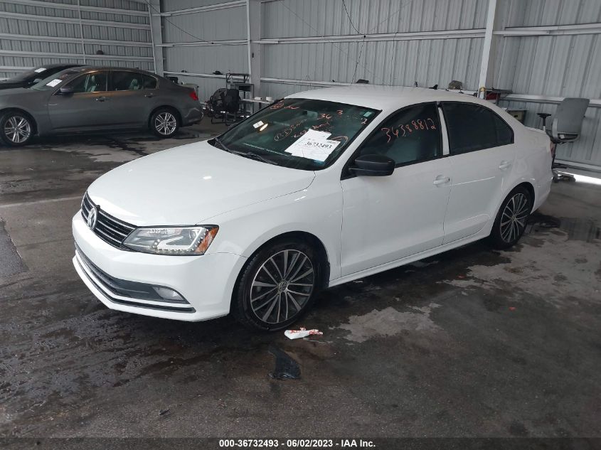 2016 VOLKSWAGEN JETTA SEDAN 1.8T SPORT - 3VWD17AJ0GM342860