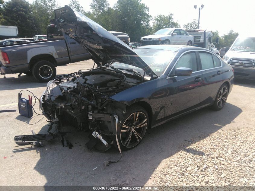 3MW5R7J06M8B68690 BMW 3 Series 330I XDRIVE 2