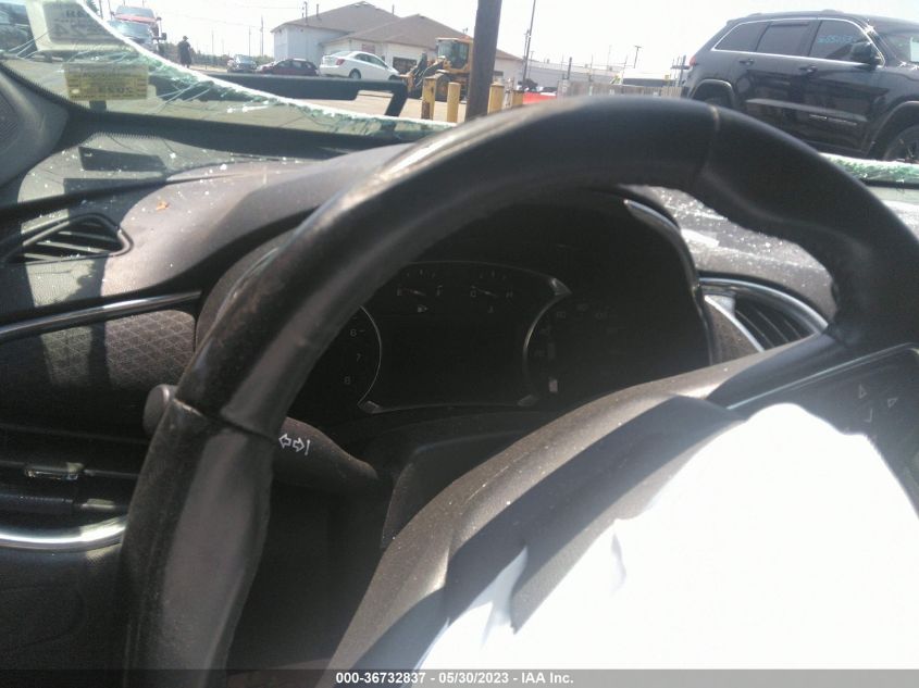 2016 CHEVROLET MALIBU LT - 1G1ZE5ST7GF336189