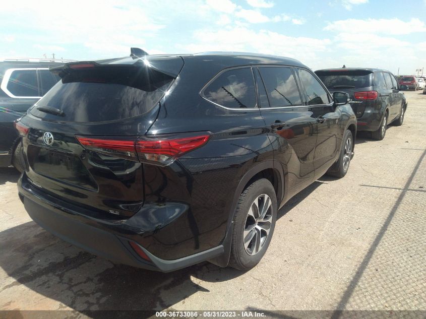 2020 TOYOTA HIGHLANDER XLE - 5TDGZRAH0LS022837
