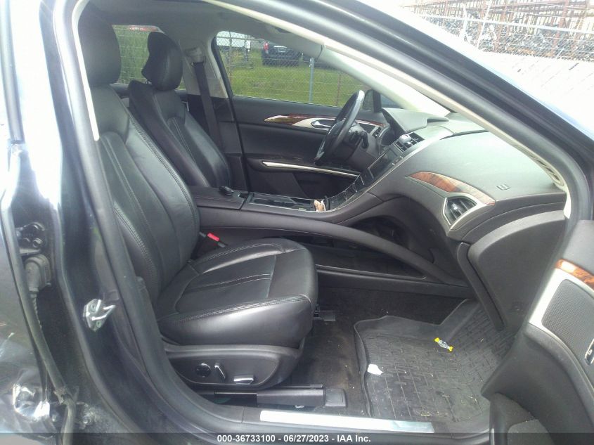 2013 LINCOLN MKZ - 3LN6L2G92DR816520