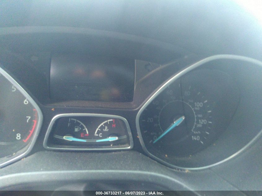 2015 FORD FOCUS SE - 1FADP3K28FL301433
