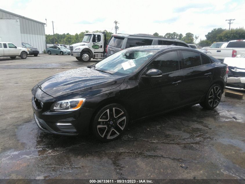 2017 VOLVO S60 DYNAMIC - YV126MFL6H2433963