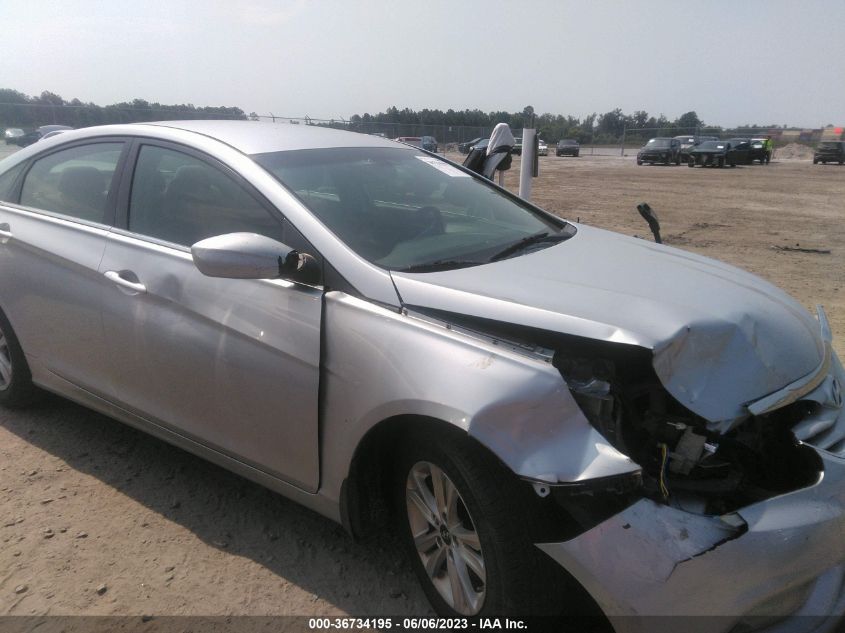 2013 HYUNDAI SONATA GLS - 5NPEB4AC2DH569084