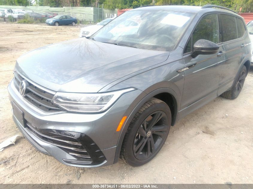 2023 VOLKSWAGEN TIGUAN SE R-LINE BLACK - 3VV8B7AX0PM074819