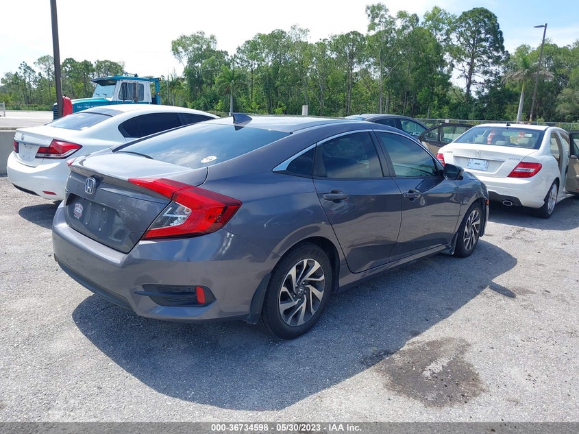 VIN 2HGFC2F72JH533936 2018 HONDA CIVIC SEDAN EX