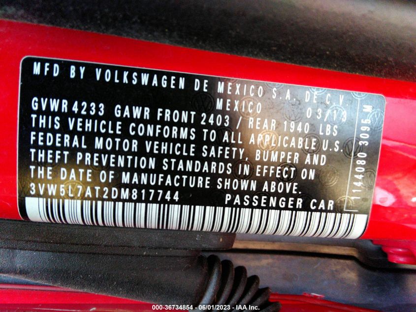 2013 VOLKSWAGEN BEETLE CONVERTIBLE 2.0L TDI 3VW5L7AT2DM817744