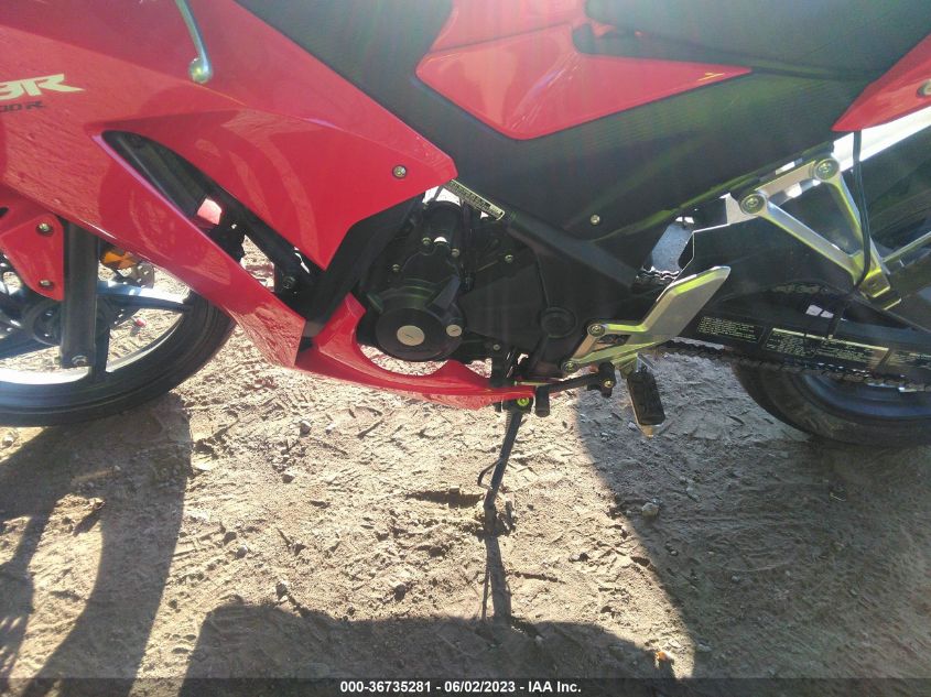 2015 HONDA CBR300 R - MLHNC5103F5100871