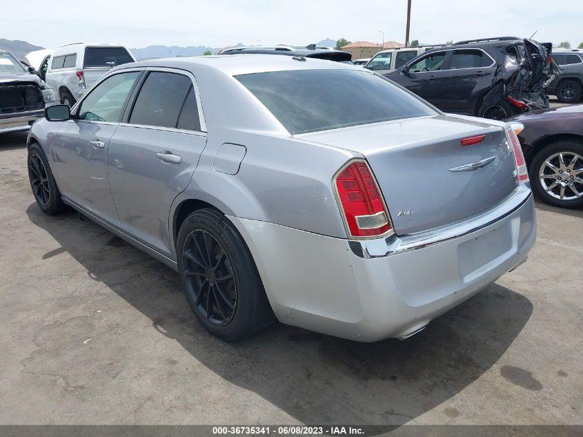 2013 CHRYSLER 300 - 2C3CCARGXDH581197