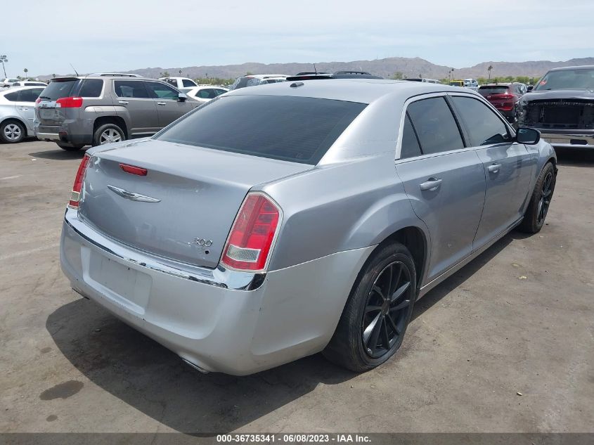 2013 CHRYSLER 300 - 2C3CCARGXDH581197