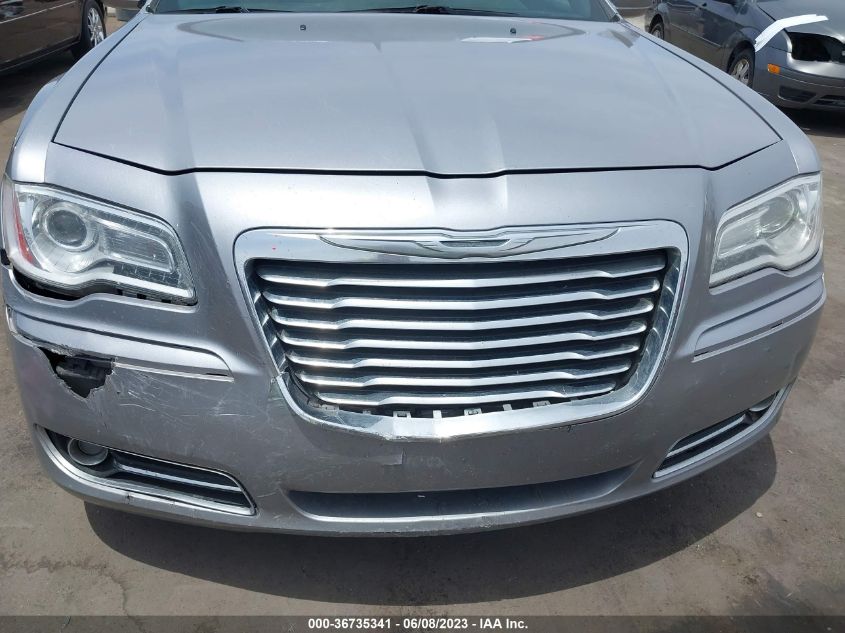 2013 CHRYSLER 300 - 2C3CCARGXDH581197