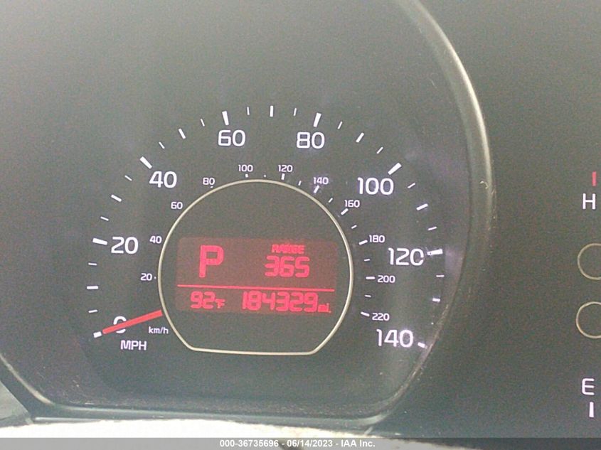 2016 KIA SOUL BASE - KNDJN2A28G7396634