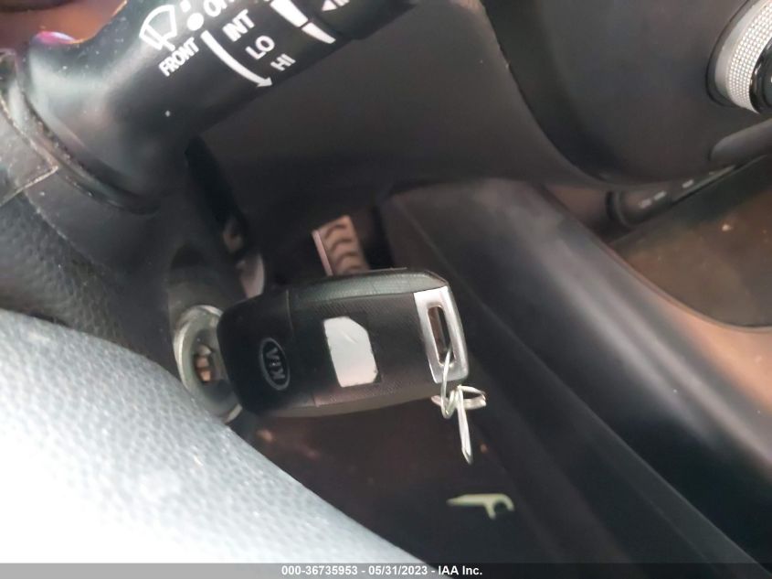 2014 KIA SOUL + - KNDJP3A55E7063203