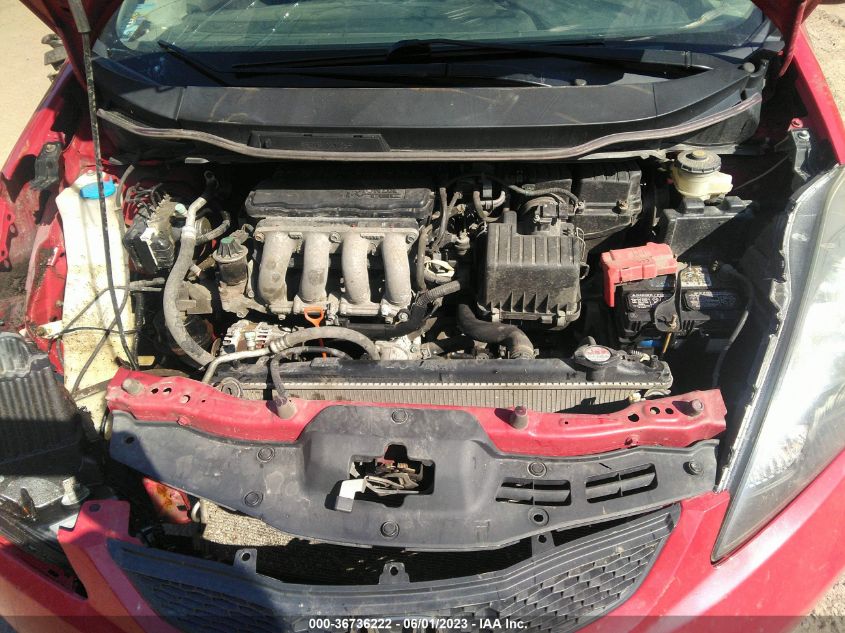 2013 HONDA FIT - JHMGE8H38DC006404