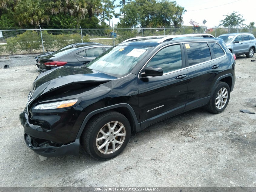 VIN 1C4PJLLX8JD580694 2018 JEEP CHEROKEE LATITUDE PLUS