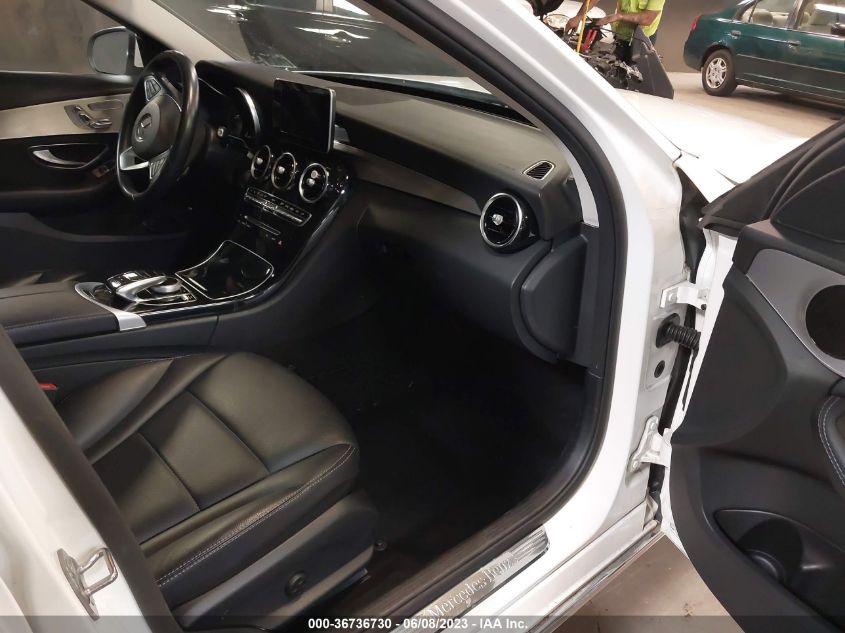 2016 MERCEDES-BENZ C-CLASS C 300 - 55SWF4KB5GU178818