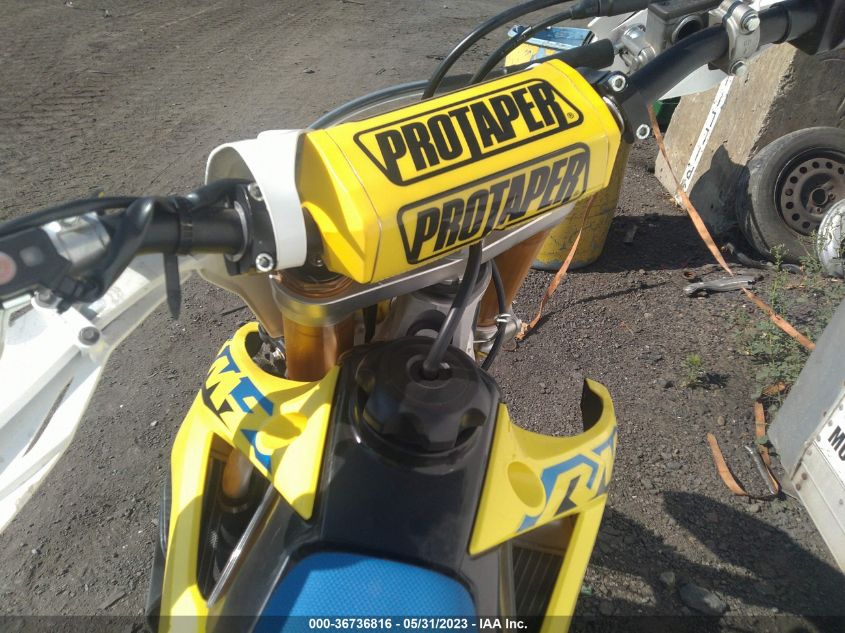 2022 SUZUKI RM-Z250 - JS1EC11C4N7100848