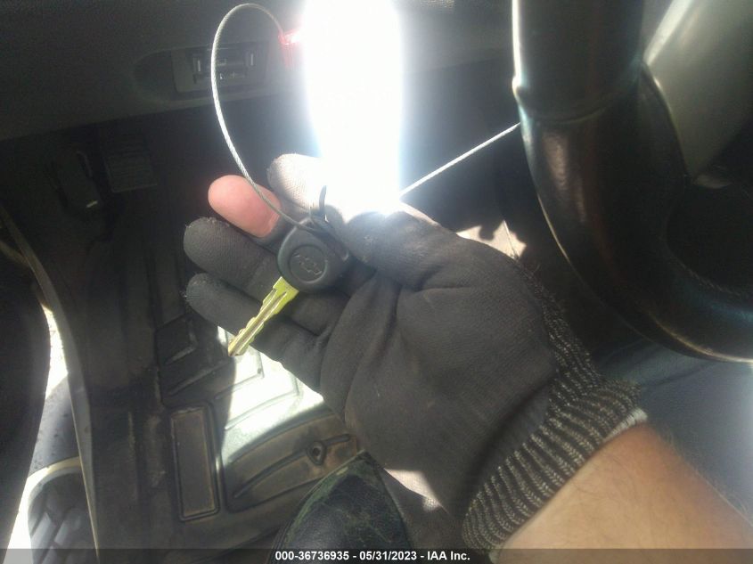 2013 CHEVROLET SUBURBAN LT - 1GNSKJE72DR273934