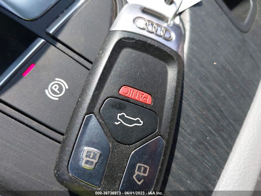 2017 AUDI A4 PRESTIGE - WAUFNAF4XHN025866