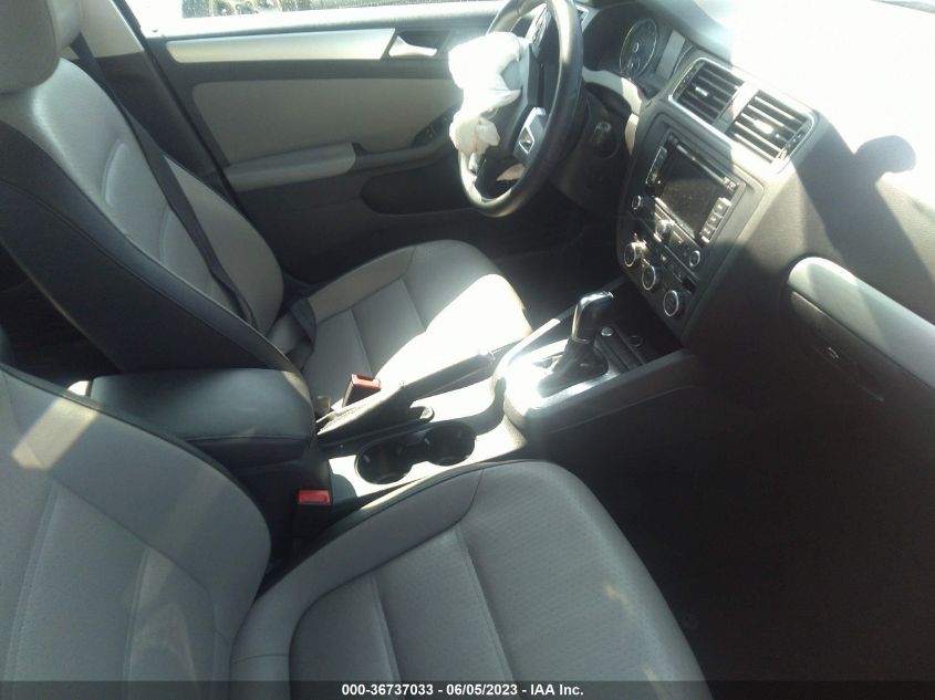 2013 VOLKSWAGEN JETTA SEDAN HYBRID SEL PREMIUM - 3VW637AJ6DM287183