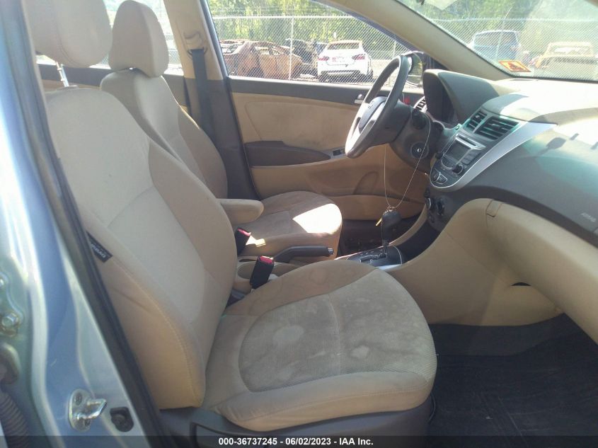 2013 HYUNDAI ACCENT GLS - KMHCT4AE8DU317461