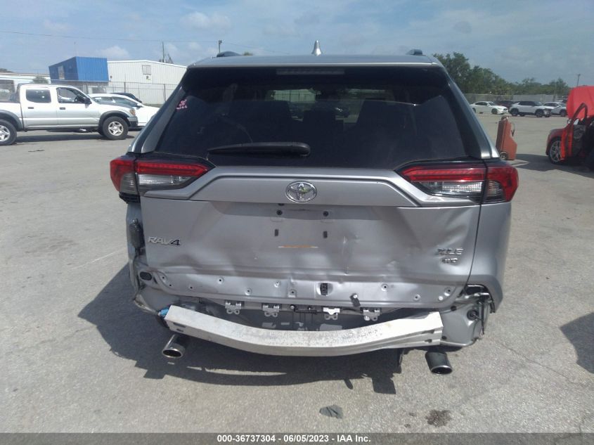2019 TOYOTA RAV4 XLE - JTMP1RFV2KD009393