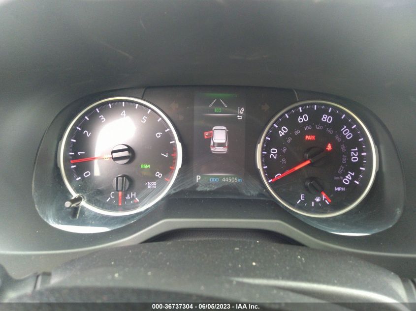 2019 TOYOTA RAV4 XLE - JTMP1RFV2KD009393