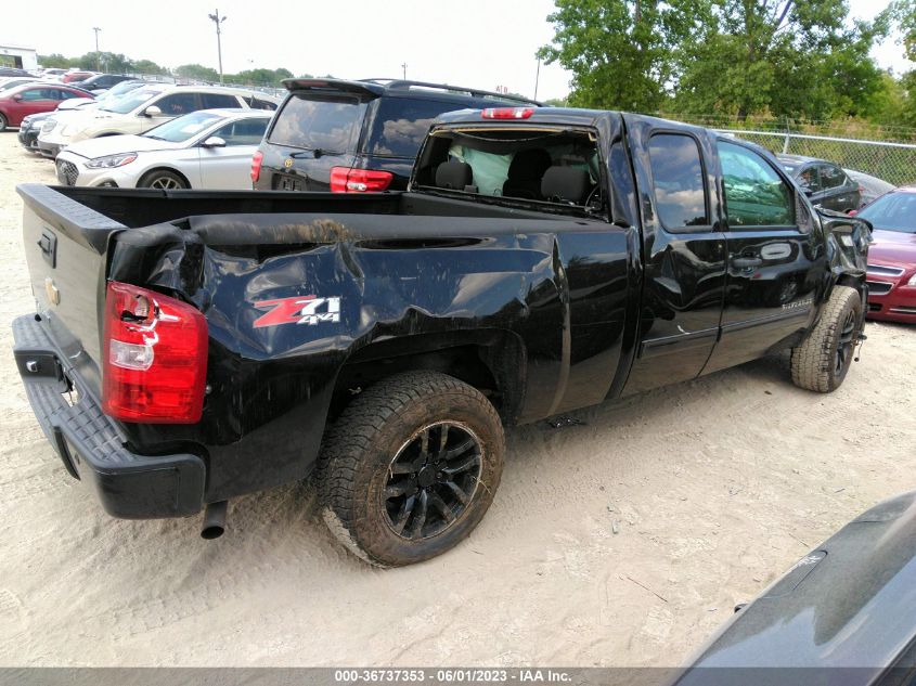 2013 CHEVROLET SILVERADO 1500 LT - 1GCRKSE72DZ207624