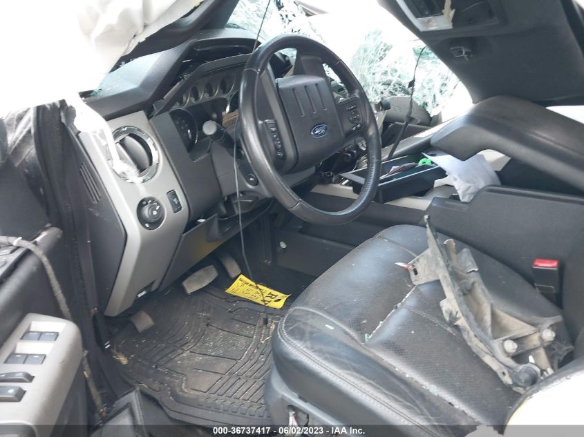 2016 FORD SUPER DUTY F-250 SRW LARIAT/PLATINUM - 1FT7W2B63GED23241