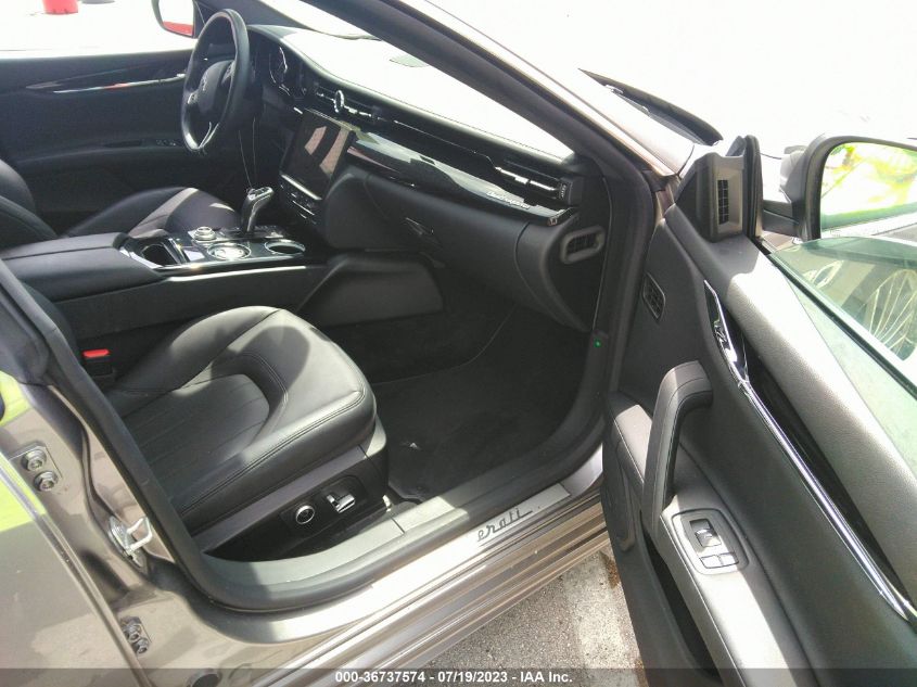 2022 MASERATI QUATTROPORTE GT ZAM56XPA2N1380838