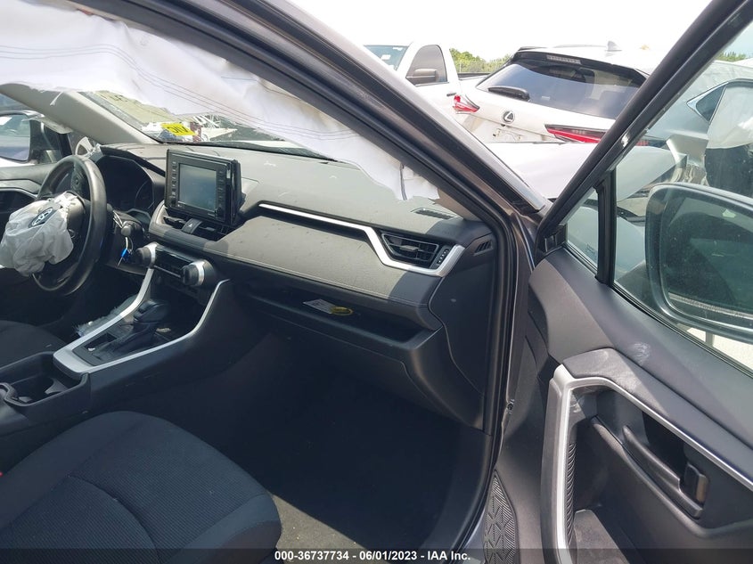VIN 2T3H1RFV3LC039612 2020 TOYOTA RAV4 LE