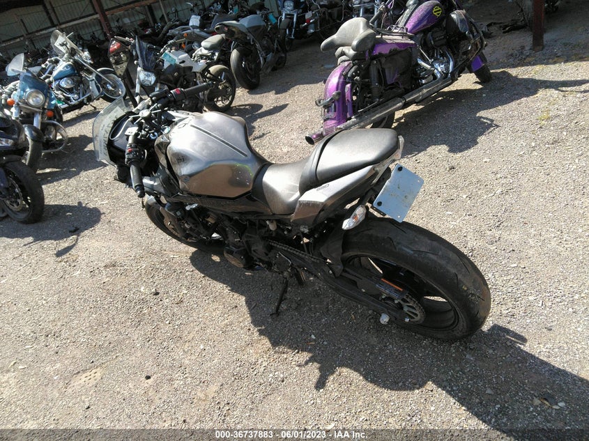 VIN ML5EXEN16MDA36156 2021 KAWASAKI EX650 N