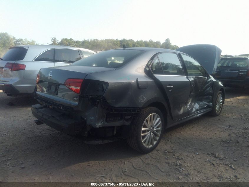 2015 VOLKSWAGEN JETTA SEDAN 1.8T SE - 3VWD17AJ8FM316781