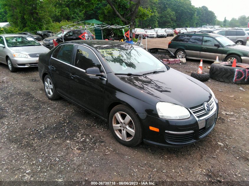 Lot #2541528536 2009 VOLKSWAGEN JETTA SE salvage car