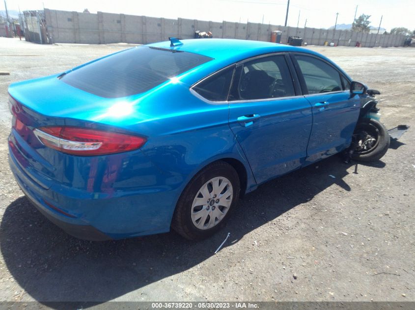 2020 FORD FUSION S - 3FA6P0G77LR234378